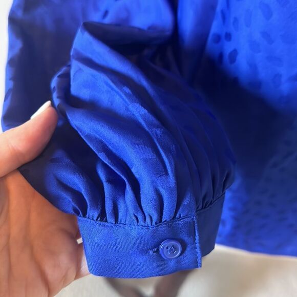 Ann Taylor sz S cobalt blue tone on tone animal print long sleeve blouse - Picture 7 of 8